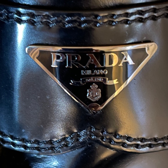 PRADA Men’s Logo Plaque Chunky Sole Loafers BLACK US SHOE SIZE 9.5 main image 7